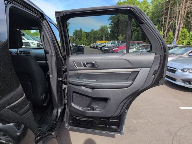 Certified 2019 Ford Explorer XLT w/ Equipment Group 201A AWD/4WD image 17