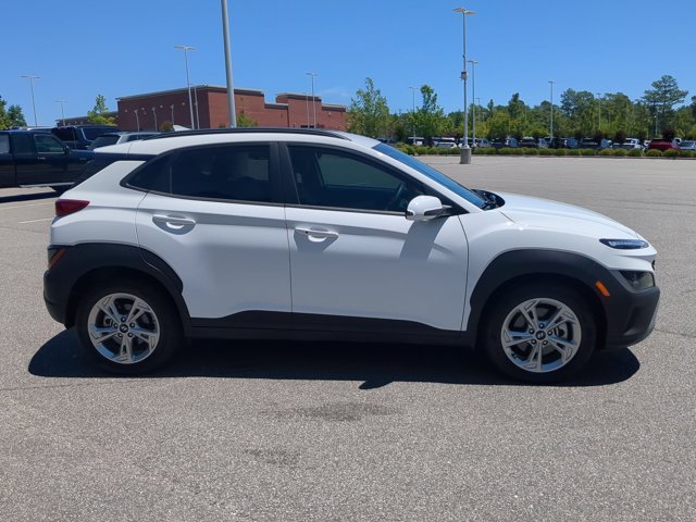 Used 2023 Hyundai Kona SEL w/ Cargo Package AWD/4WD image 3