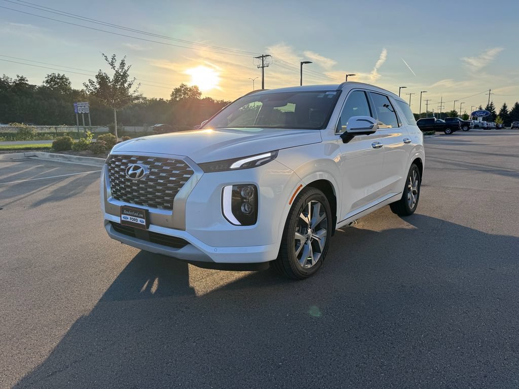 Used 2021 Hyundai Palisade Limited AWD/4WD image 2