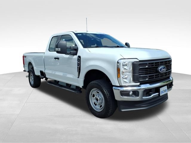 Certified 2024 Ford F350 XL w/ FX4 Off-Road Package AWD/4WD image 15