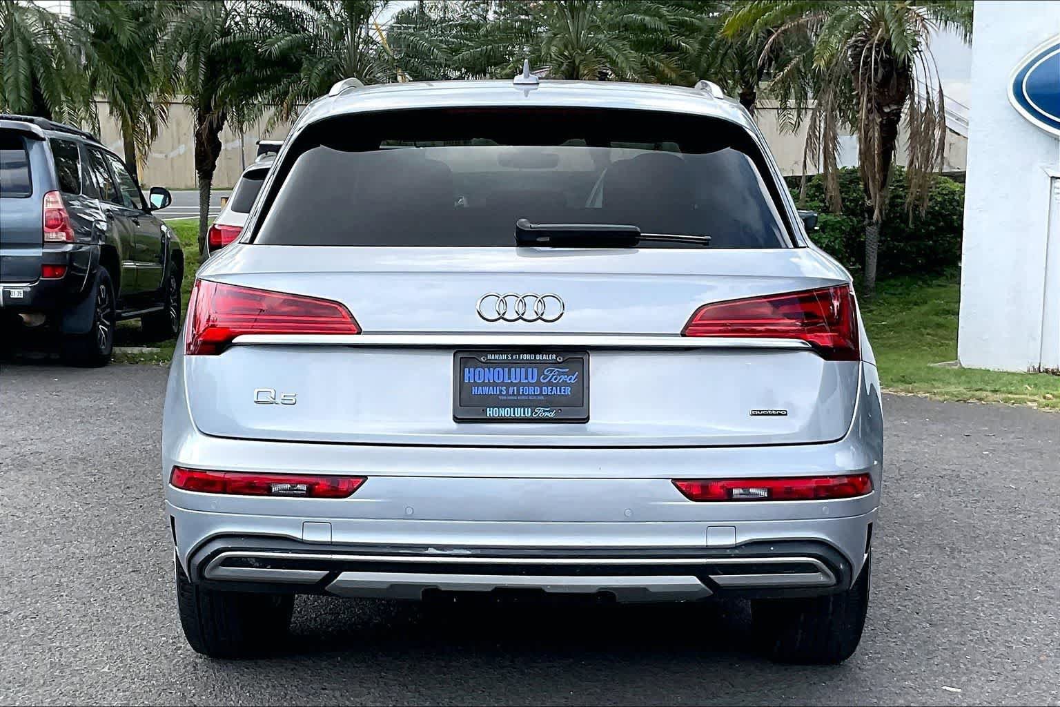 Used 2023 Audi Q5 2.0T Premium w/ Convenience Package AWD/4WD image 5