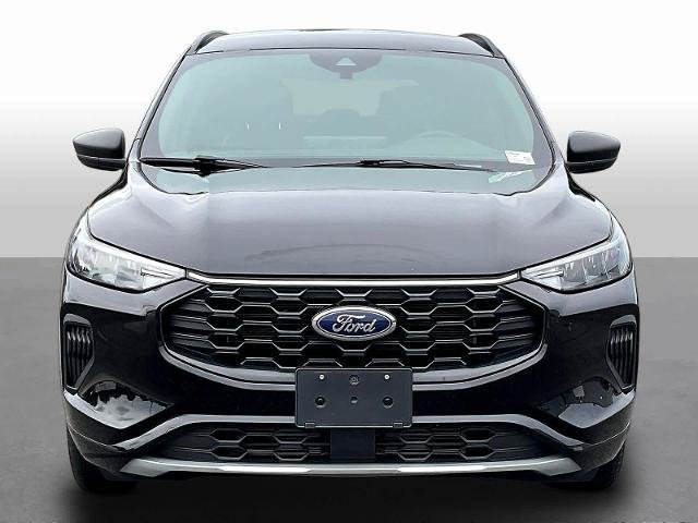 Certified 2023 Ford Escape ST-Line w/ Tech Pack #1 AWD/4WD image 2