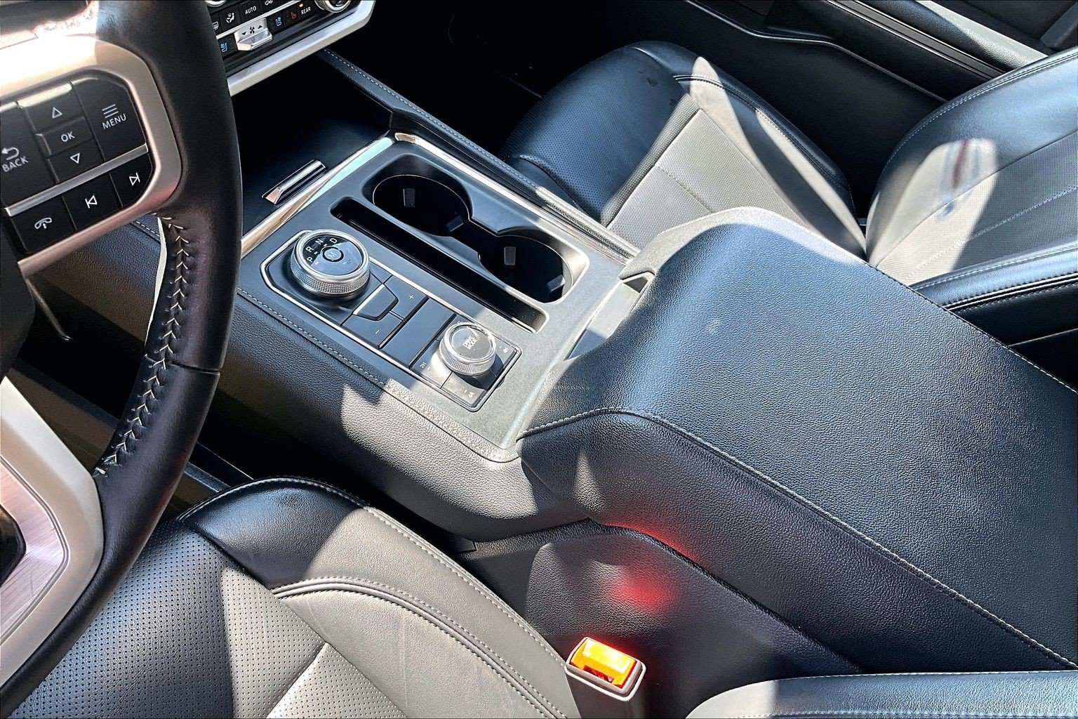Certified 2024 Ford Expedition XLT AWD/4WD image 14