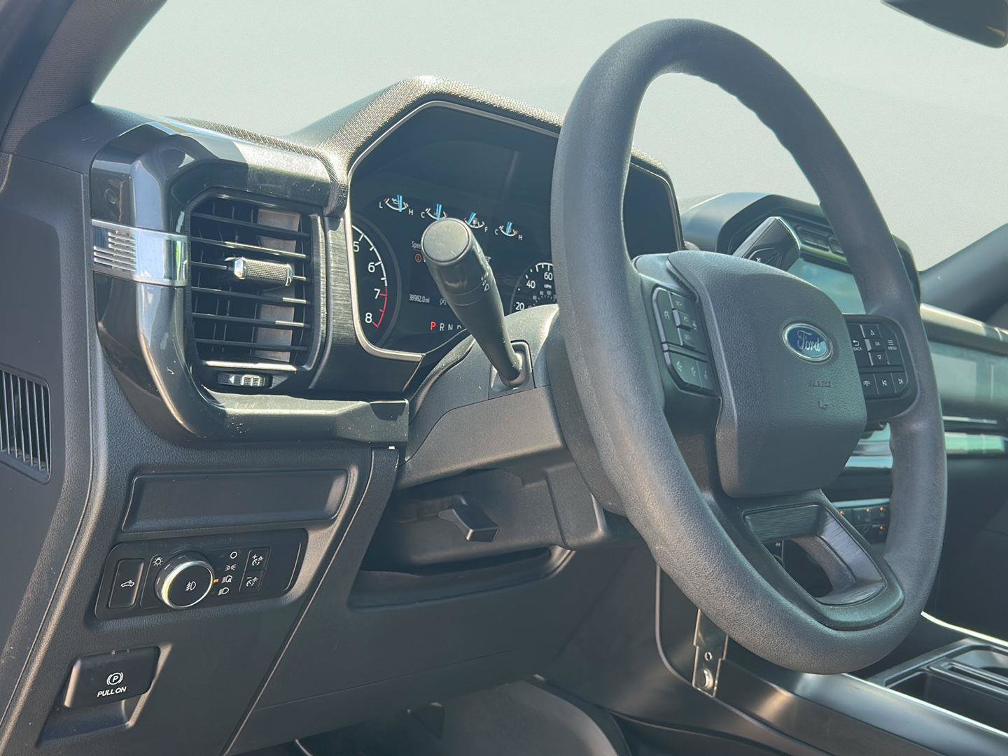 Certified 2021 Ford F150 XL w/ STX Appearance Package AWD/4WD image 12
