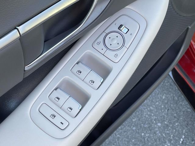 Used 2024 Hyundai Sonata SEL image 14