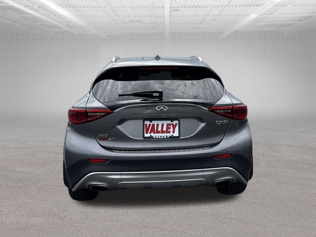 Used 2017 INFINITI QX30 Premium w/ Navigation Package AWD/4WD image 53