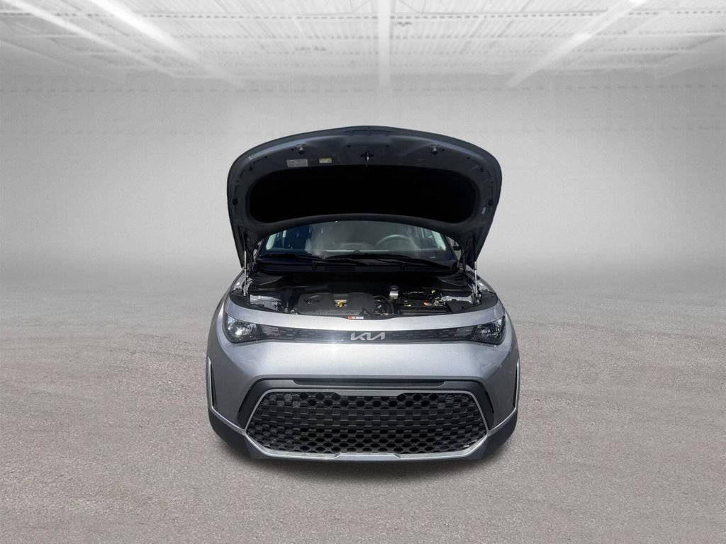 Used 2025 Kia Soul LX w/ LX Technology Package FWD image 48