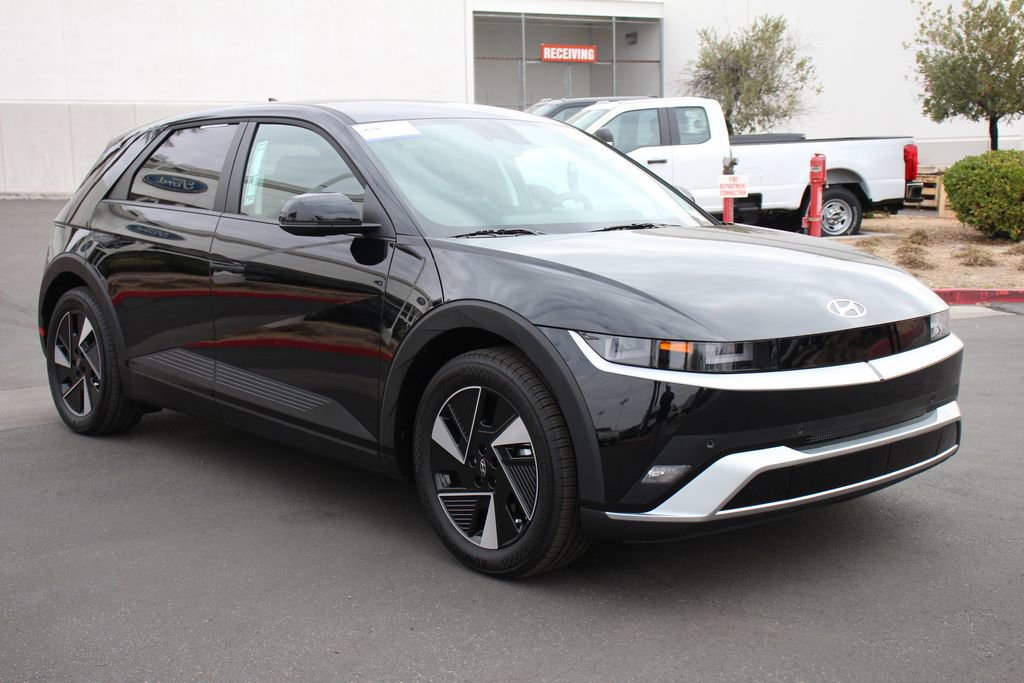 Used 2025 Hyundai Ioniq 5 SE image 10