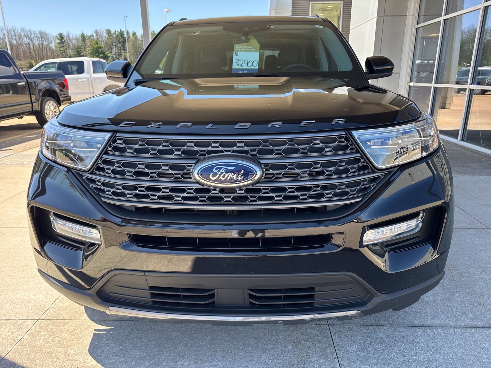 Certified 2023 Ford Explorer XLT w/ Equipment Group 202A AWD/4WD image 11