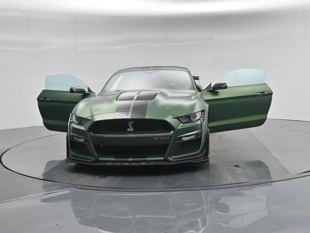 Certified 2022 Ford Mustang Shelby GT500 w/ Carbon Fiber Track Pack image 55
