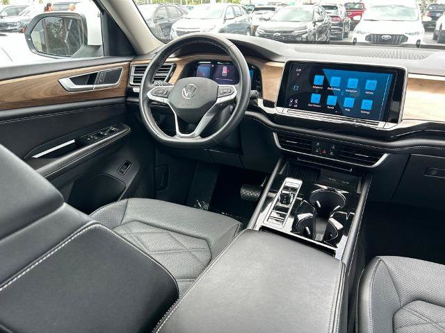Used 2025 Volkswagen Atlas SE FWD image 9