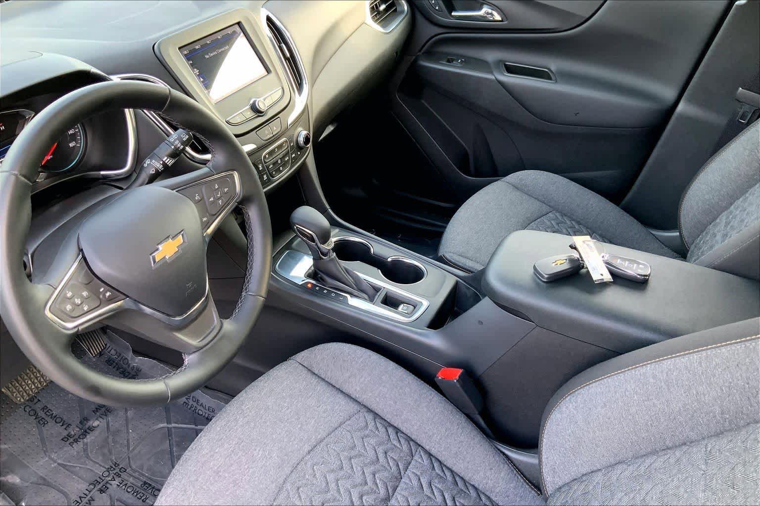 Used 2024 Chevrolet Equinox LT w/ LPO, Floor Liner Package FWD image 16