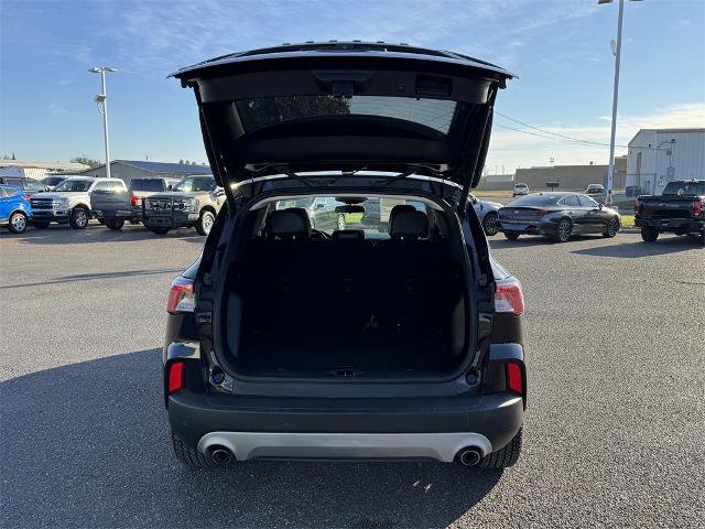 Certified 2022 Ford Escape SEL w/ Technology Package image 5