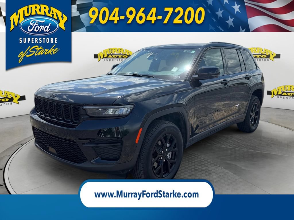 Used 2025 Jeep Grand Cherokee Altitude