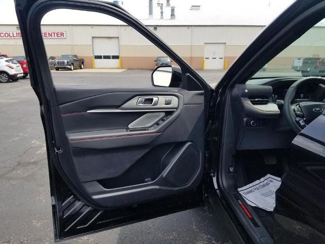 Certified 2025 Ford Explorer ST AWD/4WD image 10