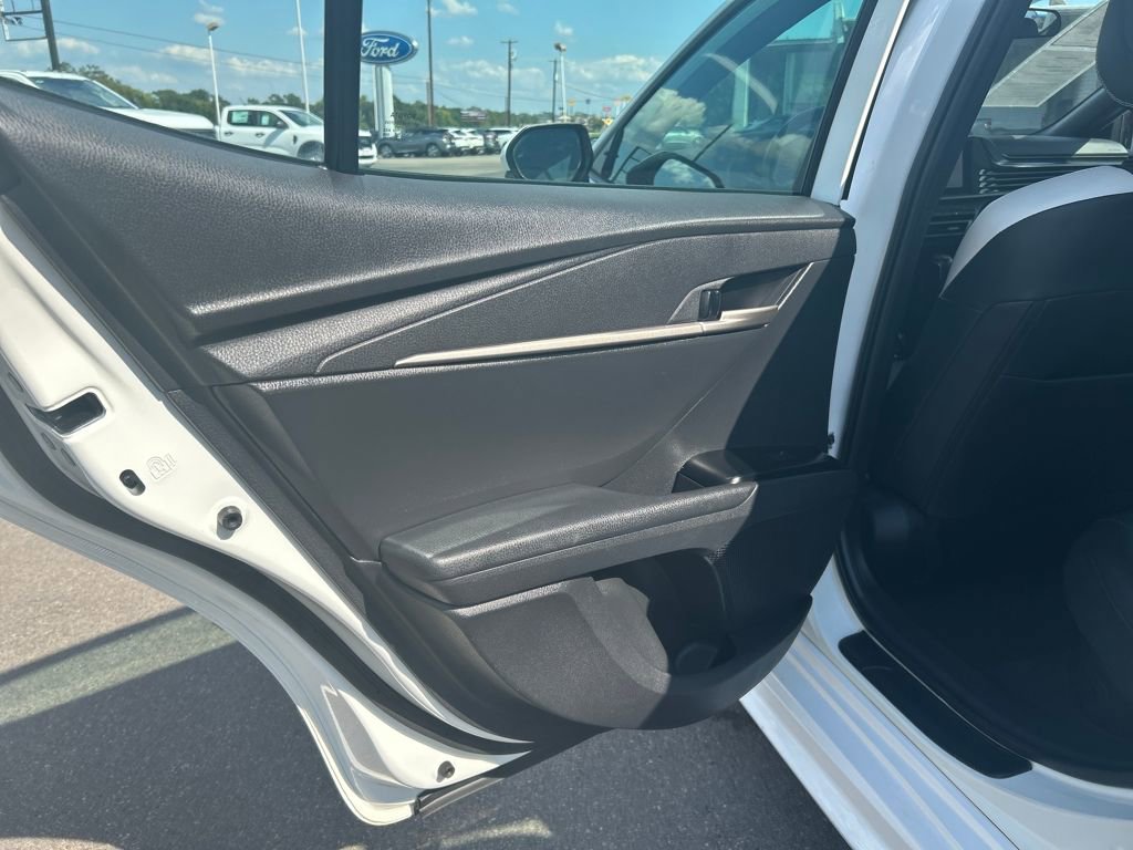 Used 2025 Toyota Camry SE image 26