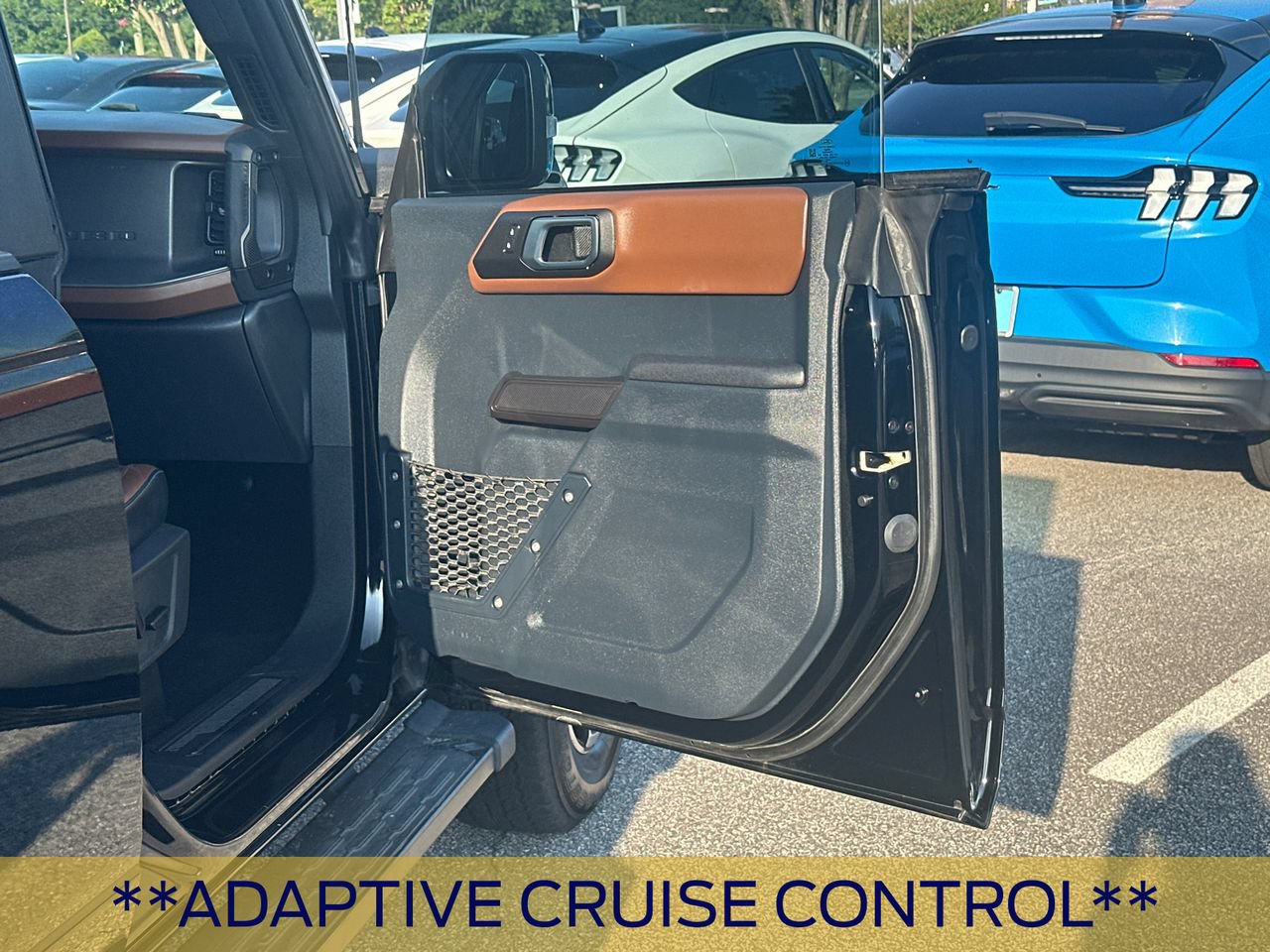 Certified 2024 Ford Bronco Outer Banks AWD/4WD image 16