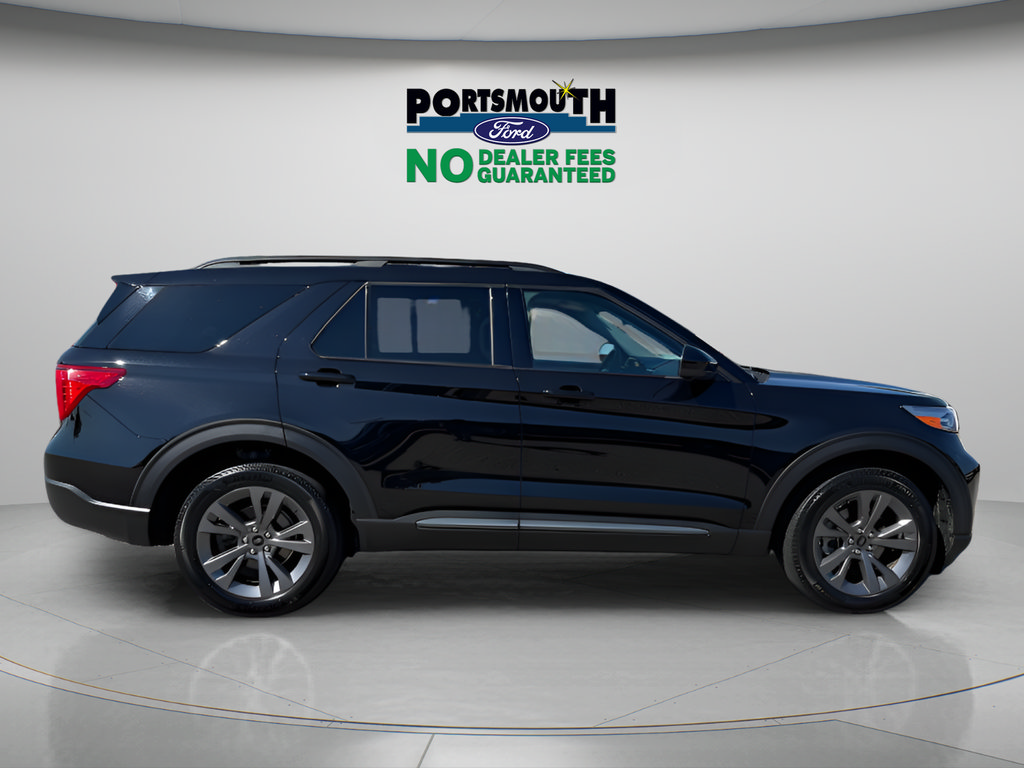 Certified 2023 Ford Explorer XLT w/ Equipment Group 202A AWD/4WD image 6
