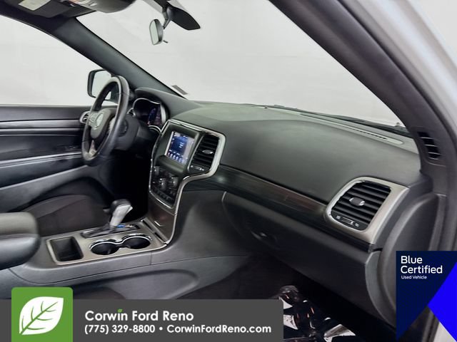 Used 2019 Jeep Grand Cherokee Laredo AWD/4WD image 29