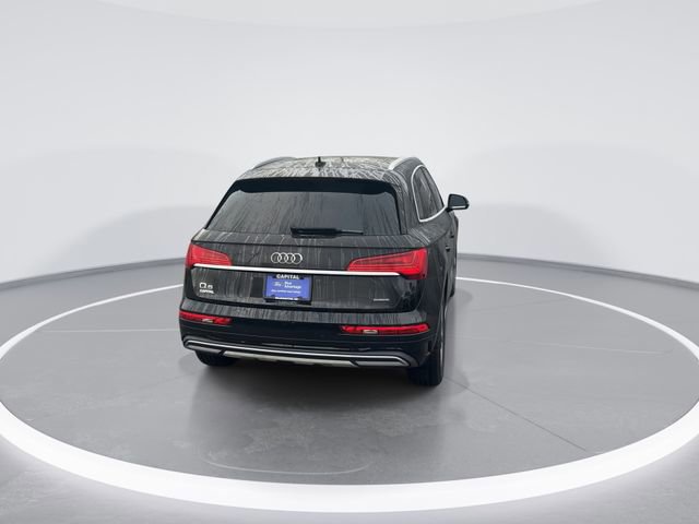 Used 2023 Audi Q5 2.0T Premium w/ Convenience Package image 4