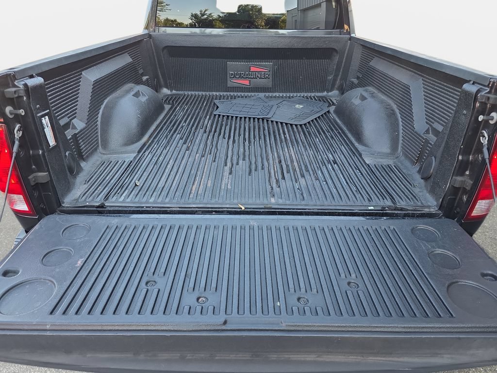 Used 2017 RAM 1500 Express w/ Express Value Package AWD/4WD image 10