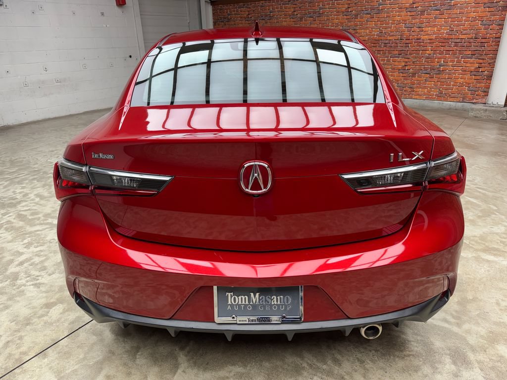 Used 2022 Acura ILX FWD image 4