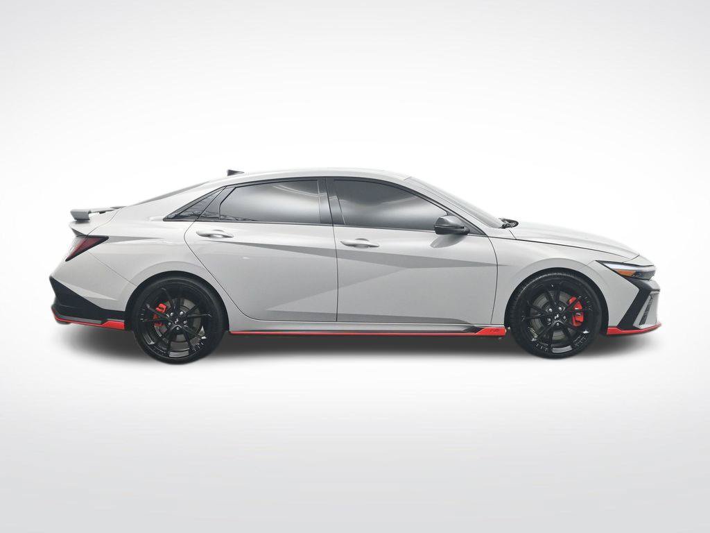 Used 2026 Hyundai Elantra N FWD image 4