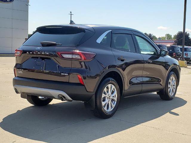 Certified 2023 Ford Escape Active AWD/4WD image 8