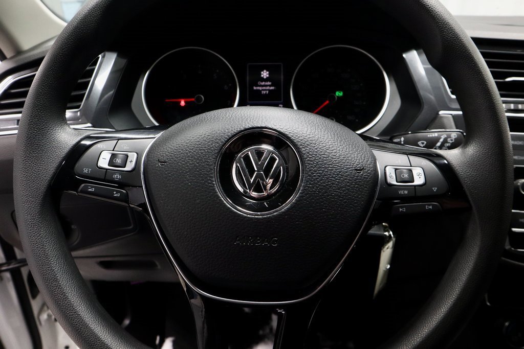 Used 2021 Volkswagen Tiguan S image 30