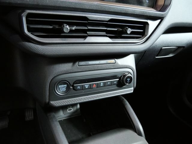 Certified 2025 Ford Bronco Sport Outer Banks w/ Outer Banks Tech Package+ AWD/4WD image 21