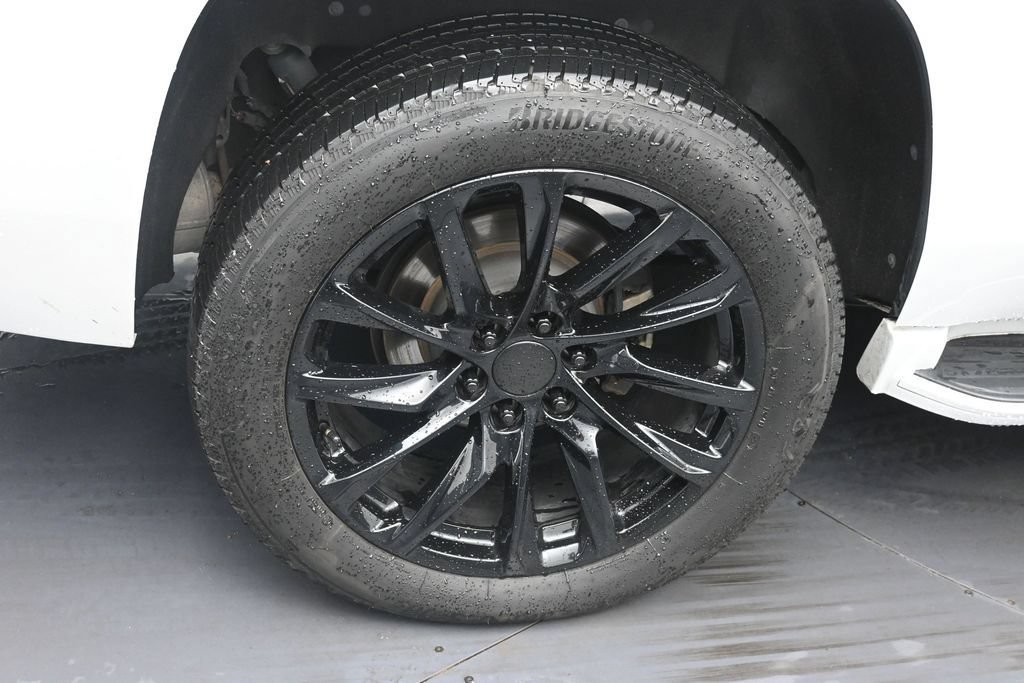 Used 2020 Chevrolet Tahoe Premier RWD image 14