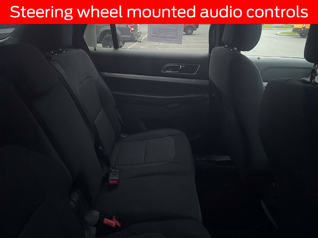 Certified 2017 Ford Explorer XLT AWD/4WD image 9