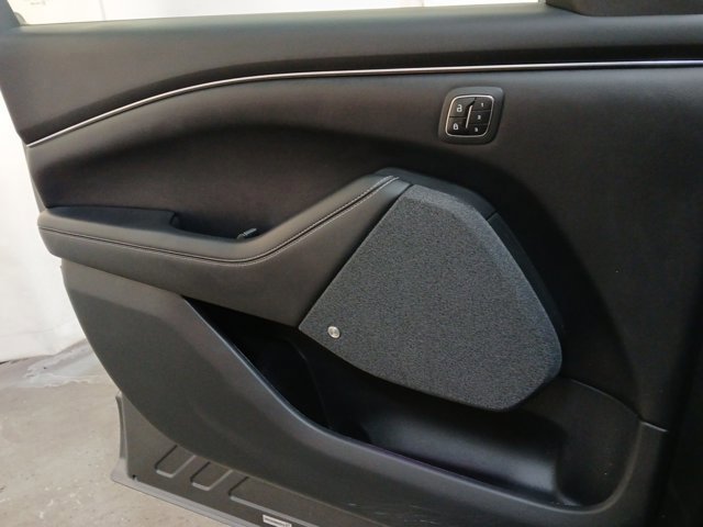 Certified 2021 Ford Mustang Mach-E Premium image 22