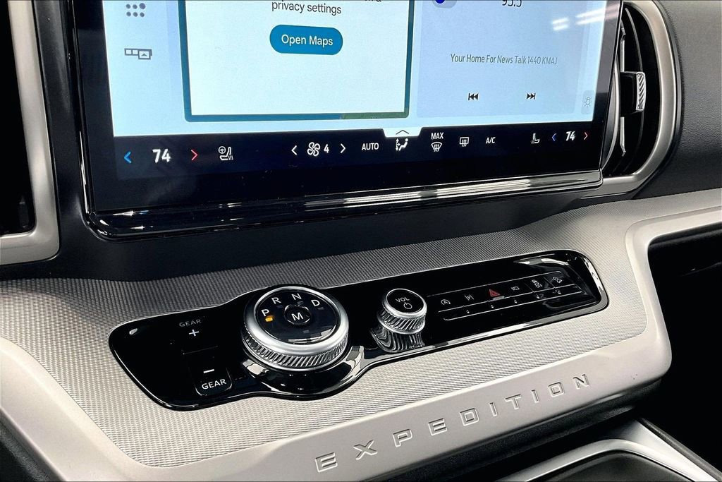 Certified 2025 Ford Expedition Max Active image 32