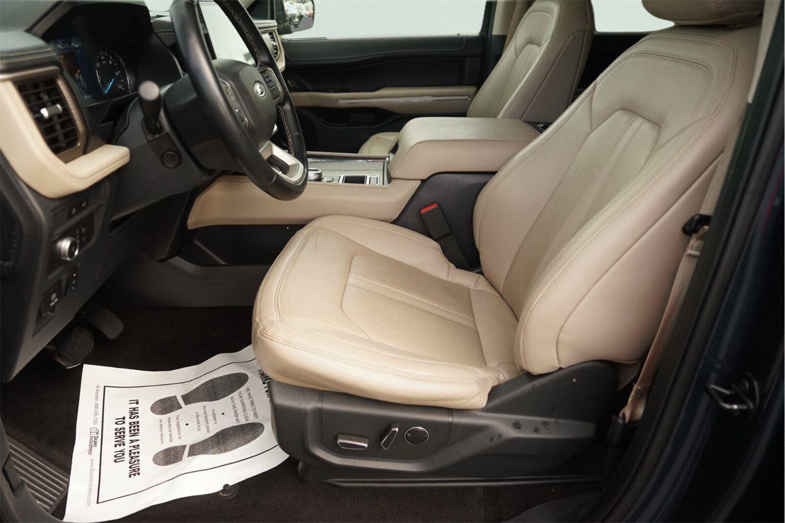Certified 2022 Ford Expedition Max Limited RWD image 9