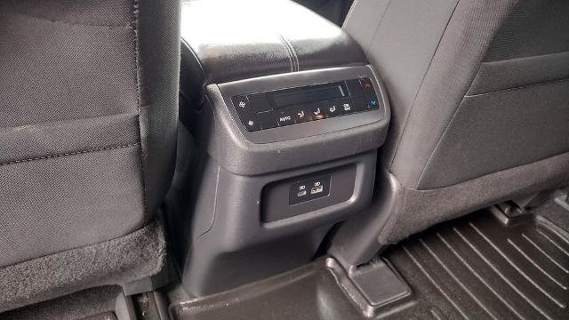 Used 2022 Nissan Pathfinder S AWD/4WD image 21