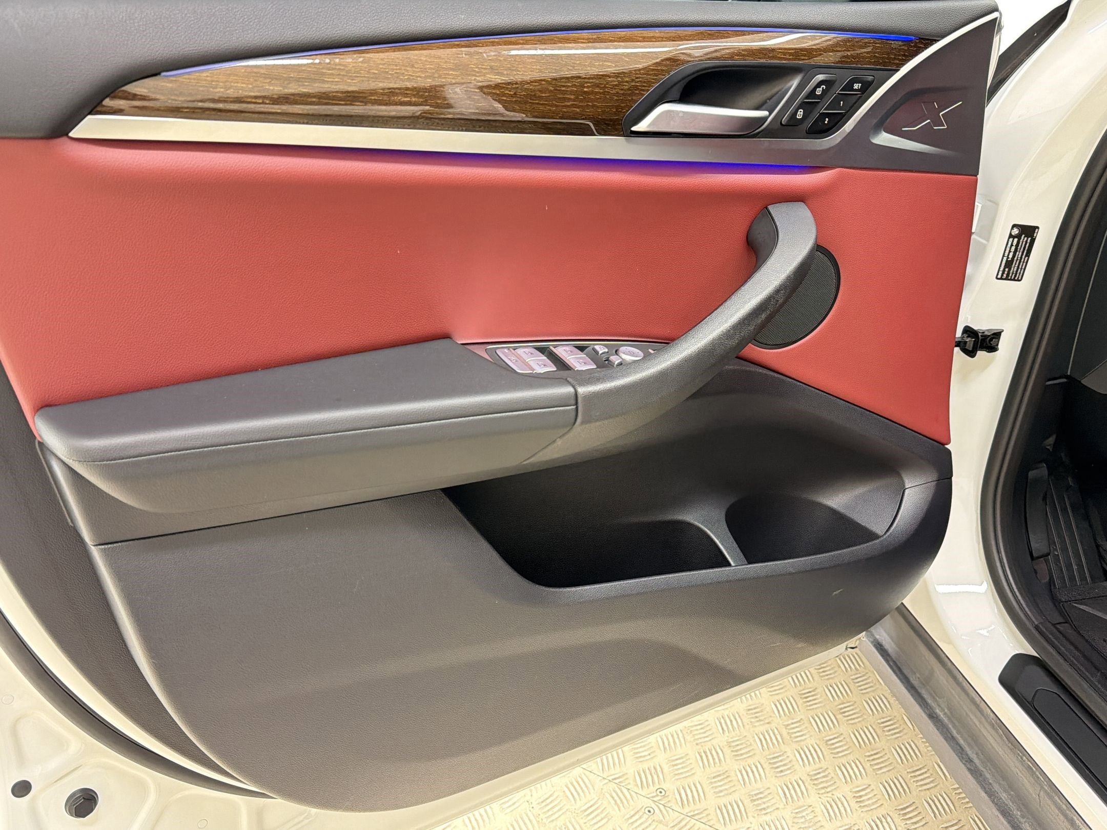 Used 2023 BMW X3 sDrive30i w/ Premium Package image 13