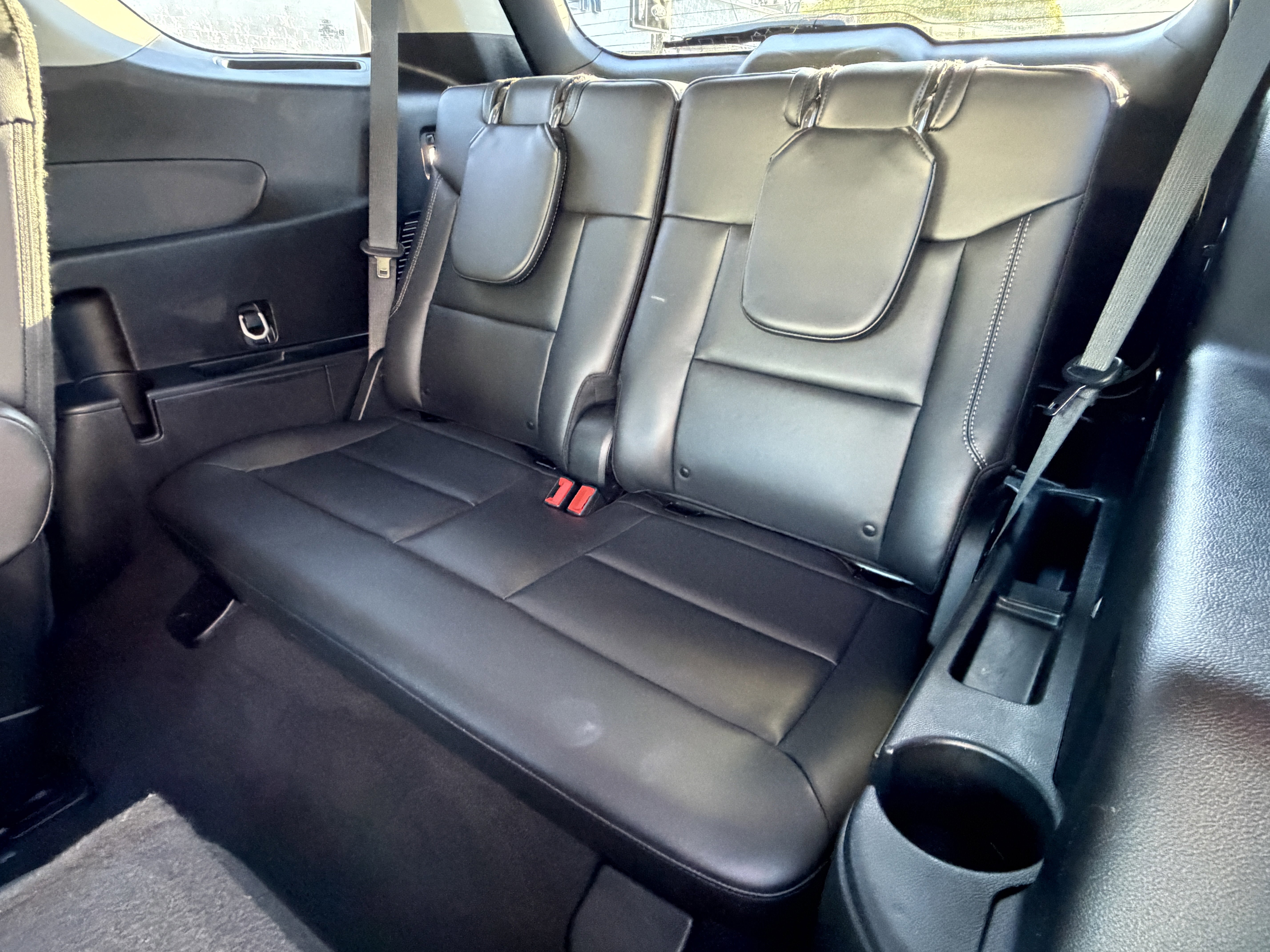 Certified 2023 Ford Explorer XLT w/ Equipment Group 202A image 24