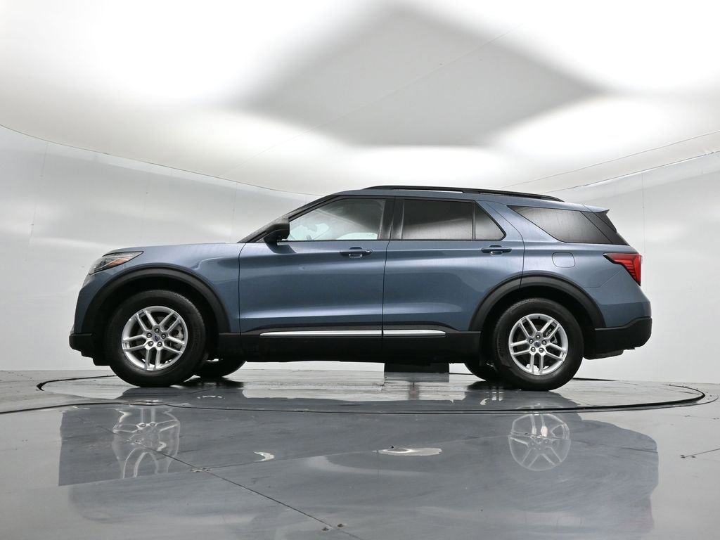Certified 2025 Ford Explorer Active image 20