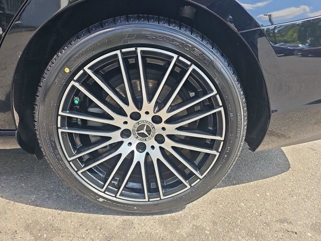 Used 2022 Mercedes-Benz C 300 4MATIC Sedan image 31