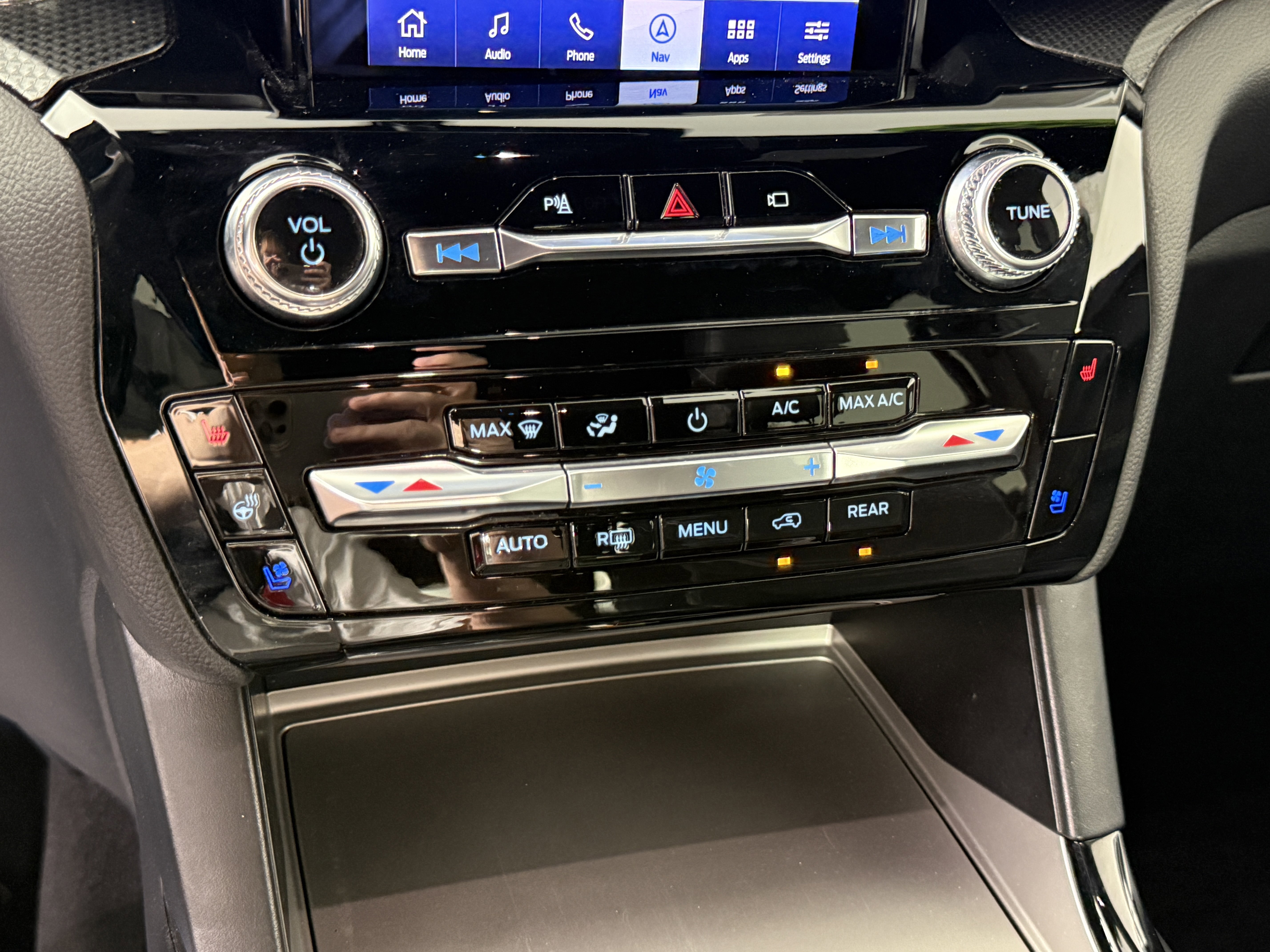 Certified 2022 Ford Explorer ST w/ Equipment Group 401A image 22