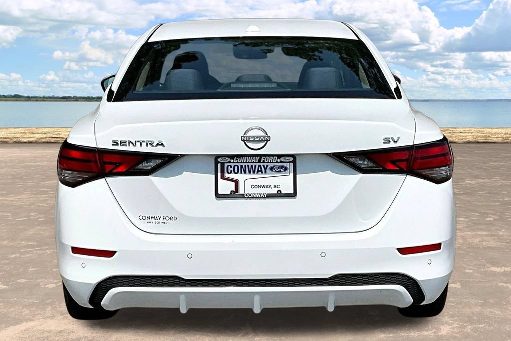 Used 2024 Nissan Sentra SV FWD image 7