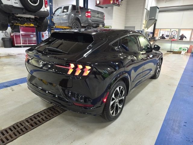 Certified 2023 Ford Mustang Mach-E Premium image 5