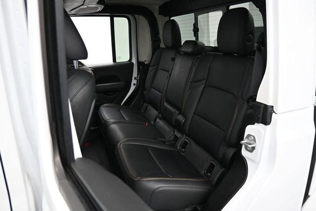 Used 2025 Jeep Gladiator Sport AWD/4WD image 25