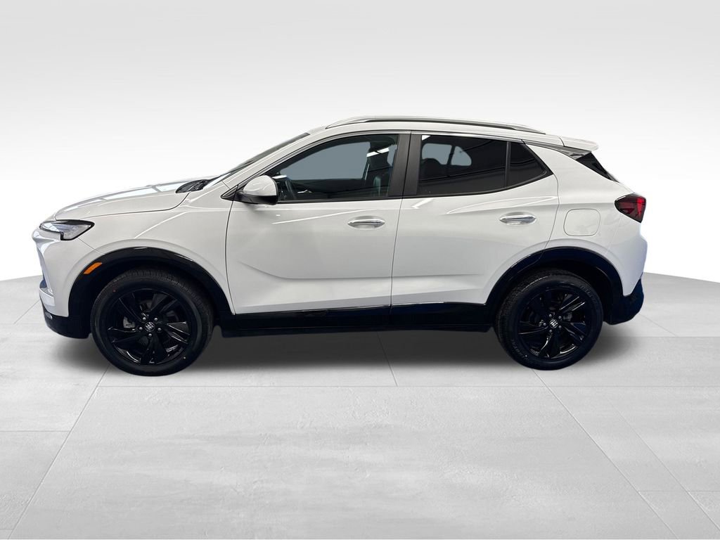 Used 2024 Buick Encore GX Sport Touring AWD/4WD image 2