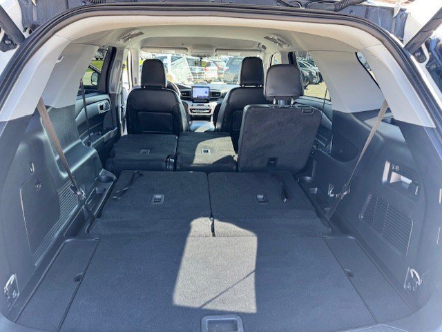 Certified 2023 Ford Explorer XLT w/ Equipment Group 202A image 28