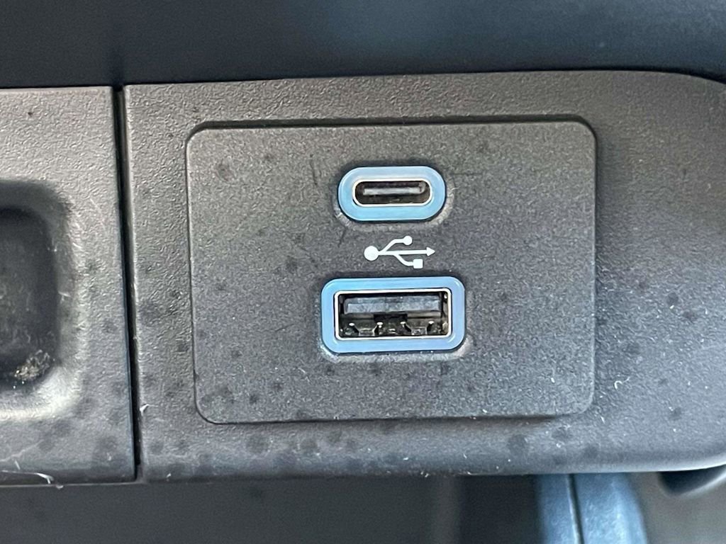 Certified 2022 Ford Maverick Lariat w/ Lariat Luxury Package image 23