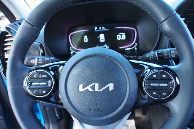 Used 2025 Kia Soul EX FWD image 22