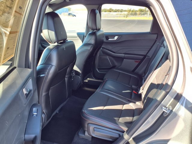 Certified 2024 Ford Escape ST-Line w/ Tech Pack #1 AWD/4WD image 24