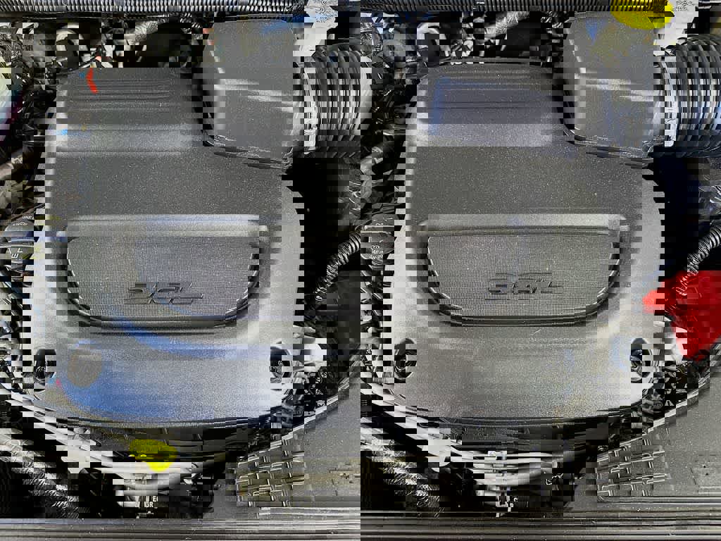 Used 2024 Chrysler Pacifica Touring-L image 12